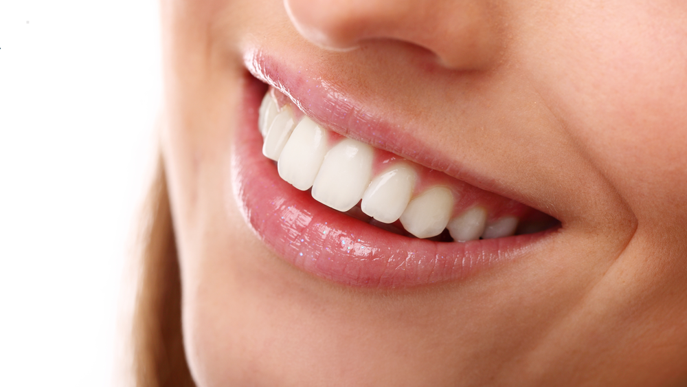 Why Healthy Gums Matter Before Cosmetic Dental Treatment